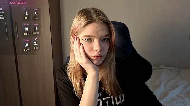 KatanaSVibe online show from October 29, 2025, 11:42 am