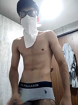 Snapshot of mrmasseur06 chatting on November 20, 2025, 7:47 pm mrmasseur06 online show from November 20, 2025, 7:47 pm