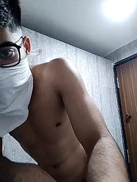 Snapshot of mrmasseur06 chatting on October 29, 2025, 7:46 pm mrmasseur06 online show from October 29, 2025, 7:46 pm