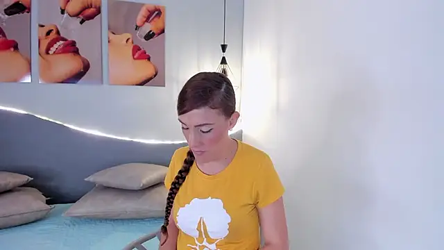 Snapshot of Nicol_89_ chatting on March 13, 2026, 11:48 am Nicol 89 online show from March 13, 2026, 11:48 am