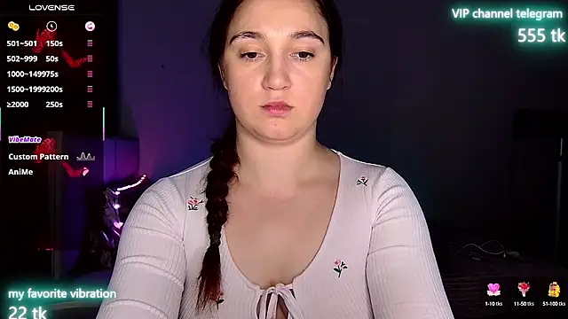 Snapshot of Eliz_v_tta chatting on October 13, 2025, 8:54 pm Eliz v tta online show from October 13, 2025, 8:54 pm