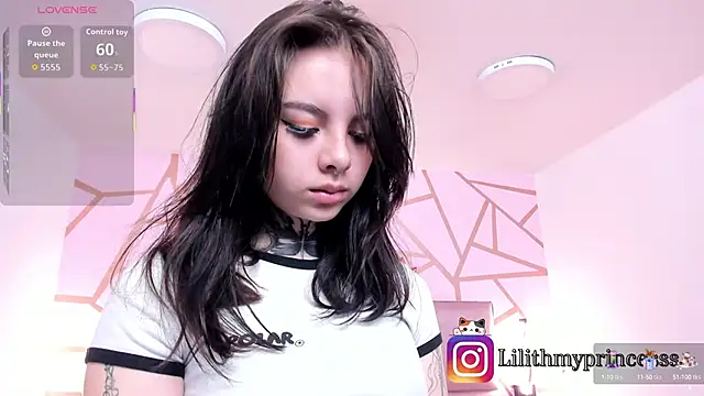 lilithSoul  online show from October 3, 2025, 12:06 pm
