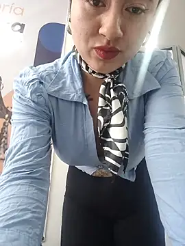 Snapshot of AMATISTA__16 chatting on November 14, 2025, 12:20 pm AMATISTA 16 online show from November 14, 2025, 12:20 pm