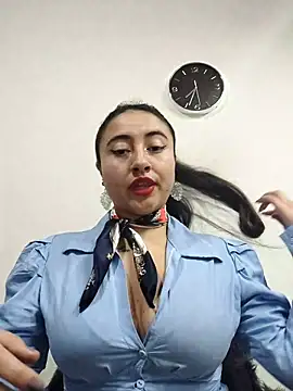 Snapshot of AMATISTA__16 chatting on October 15, 2025, 12:35 pm AMATISTA 16 online show from October 15, 2025, 12:35 pm