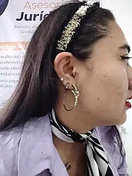 Snapshot of AMATISTA__16 chatting on November 19, 2025, 12:16 pm AMATISTA 16 online show from November 19, 2025, 12:16 pm