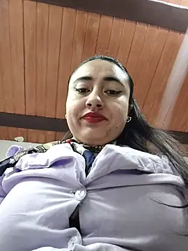 Snapshot of AMATISTA__16 chatting on October 14, 2025, 12:28 pm AMATISTA 16 online show from October 14, 2025, 12:28 pm