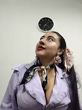 Snapshot of AMATISTA__16 chatting on October 16, 2025, 12:24 pm AMATISTA 16 online show from October 16, 2025, 12:24 pm