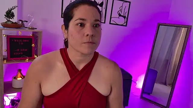 Snapshot of leiablack chatting on November 27, 2025, 11:54 am leiablack online show from November 27, 2025, 11:54 am