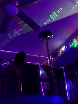 Triggerhappycj100 online show from October 12, 2025, 11:39 pm