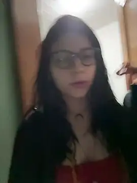 Snapshot of Privad_ravenna chatting on August 1, 2026, 9:07 am Privad ravenna online show from August 1, 2026, 9:07 am