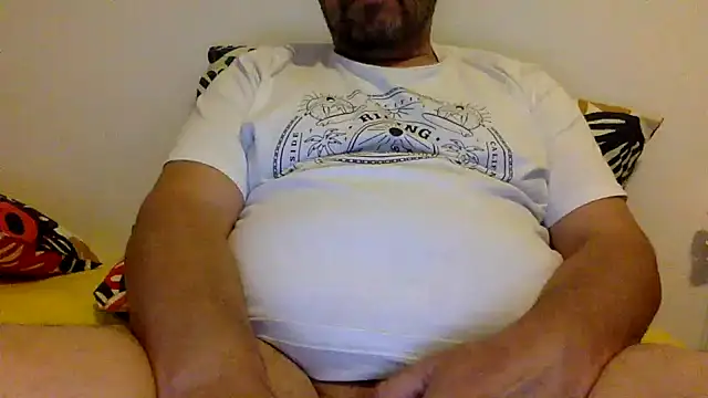 steve669 hot online show from October 7, 2025, 5:25 pm