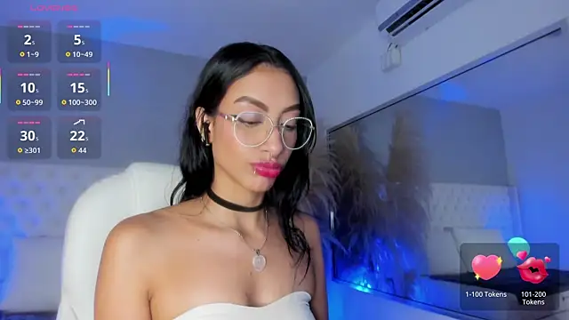 Snapshot of Ebonysweet__ chatting on July 3, 2026, 8:04 pm Ebonysweet online show from July 3, 2026, 8:04 pm