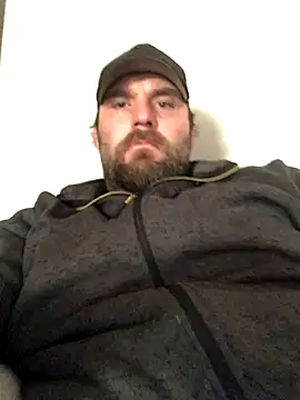 Snapshot of Bamse28 chatting on October 17, 2025, 1:24 pm Bamse28 online show from October 17, 2025, 1:24 pm