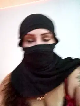 TrisalQuente online show from February 7, 2026, 1:57 am