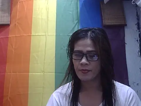 juicycum069 online show from July 17, 2026, 6:43 am