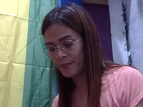 juicycum069 online show from July 12, 2026, 11:55 am