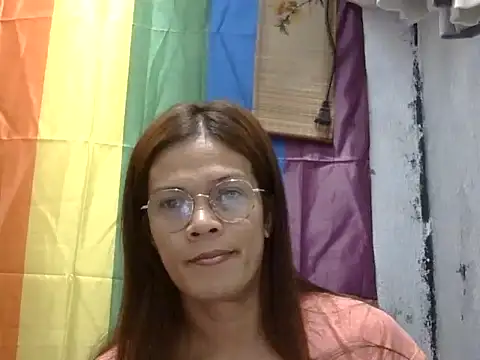 juicycum069 online show from May 2, 2026, 11:54 pm