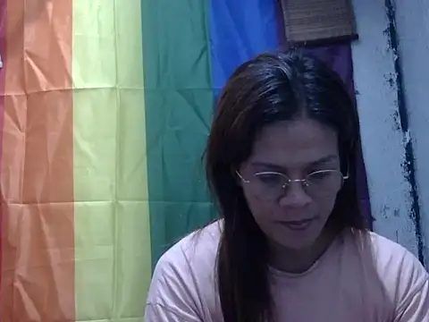 juicycum069 online show from July 28, 2026, 10:42 pm