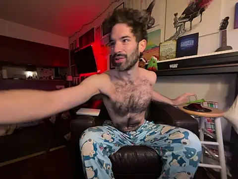 Pupscritch online show from December 18, 2025, 2:43 pm