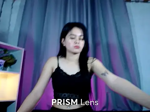 Urasian ladybug online show from October 18, 2025, 4:58 am