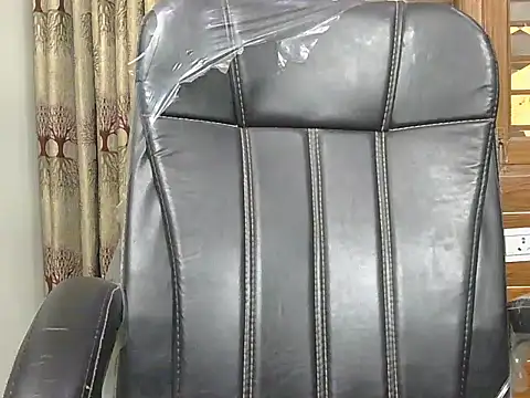 Snapshot of Diyaa_Singh chatting on June 20, 2026, 1:21 am Diyaa Singh online show from June 20, 2026, 1:21 am