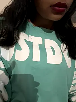 Snapshot of modelnishu chatting on November 17, 2025, 1:42 am modelnishu online show from November 17, 2025, 1:42 am