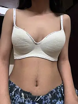 Snapshot of modelnishu chatting on May 8, 2026, 4:44 pm modelnishu online show from May 8, 2026, 4:44 pm