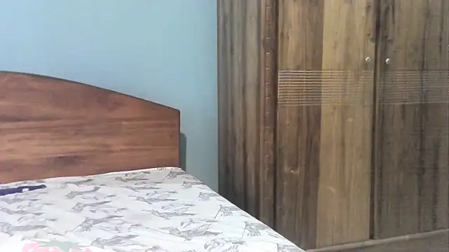 Snapshot of LoveTrainX chatting on March 12, 2026, 6:06 am LoveTrainX online show from March 12, 2026, 6:06 am