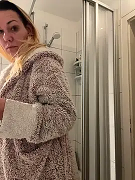 Snapshot of Sidney_Rockz chatting on November 7, 2025, 5:12 am Sidney Rockz online show from November 7, 2025, 5:12 am