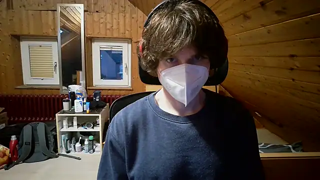 Imagerysin23 online show from March 12, 2026, 5:50 pm