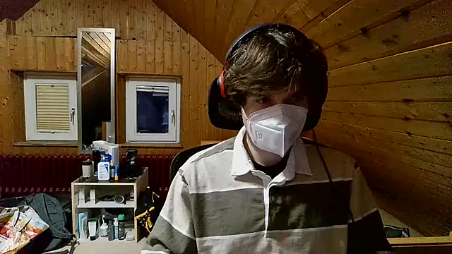 Imagerysin23 online show from March 4, 2026, 5:42 pm