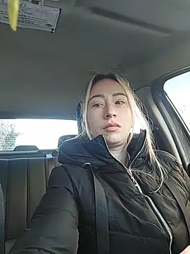 Reina Cummings online show from February 3, 2026, 6:40 am