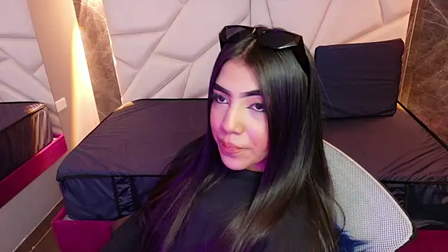 Snapshot of aysel_27 chatting on October 8, 2025, 9:37 pm aysel 27 online show from October 8, 2025, 9:37 pm