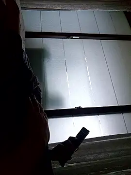 starvingo2002 online show from September 19, 2025, 7:45 am