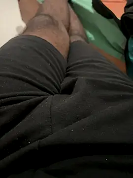 Snapshot of bigDick_000610 chatting on October 5, 2025, 6:20 pm bigDick 000610 online show from October 5, 2025, 6:20 pm