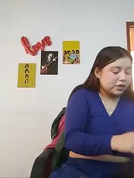 LucyPetit online show from December 3, 2025, 12:48 pm