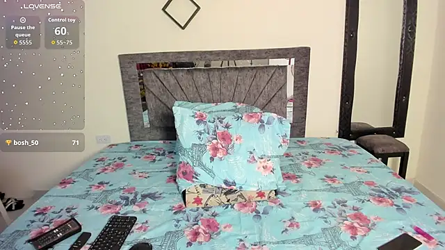 Snapshot of Laurasofia01 chatting on October 9, 2025, 5:02 pm Laurasofia01 online show from October 9, 2025, 5:02 pm