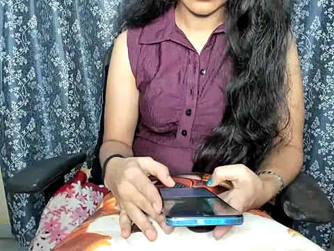 Snapshot of Siri-Apple chatting on September 17, 2025, 6:21 pm Siri-Apple online show from September 17, 2025, 6:21 pm
