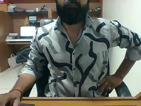 Snapshot of autophile-indian chatting on March 26, 2026, 7:39 am autophile-indian online show from March 26, 2026, 7:39 am