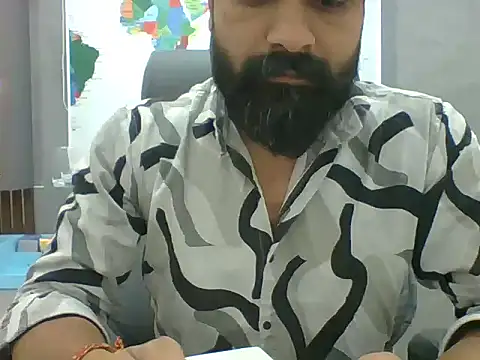 Snapshot of autophile-indian chatting on April 12, 2026, 7:22 am autophile-indian online show from April 12, 2026, 7:22 am