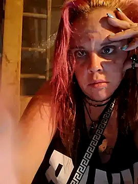 Snapshot of TWiSTYTheTwizted chatting on July 31, 2026, 5:07 am TWiSTYTheTwizted online show from July 31, 2026, 5:07 am