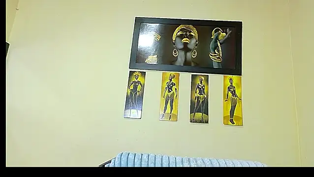 Snapshot of AlexandraCambell chatting on August 1, 2026, 2:59 pm AlexandraCambell online show from August 1, 2026, 2:59 pm