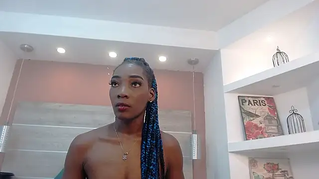 Snapshot of AlexandraCambell chatting on June 12, 2026, 7:55 pm AlexandraCambell online show from June 12, 2026, 7:55 pm