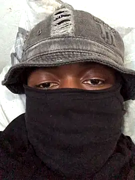 Snapshot of lawreyee chatting on November 17, 2025, 6:28 am lawreyee online show from November 17, 2025, 6:28 am