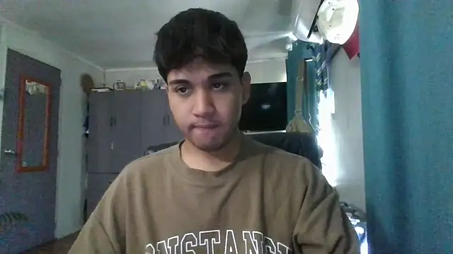 Snapshot of angxhot chatting on December 4, 2025, 2:49 pm angxhot online show from December 4, 2025, 2:49 pm