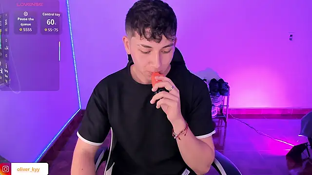 Casper   kyy online show from February 16, 2026, 10:29 pm