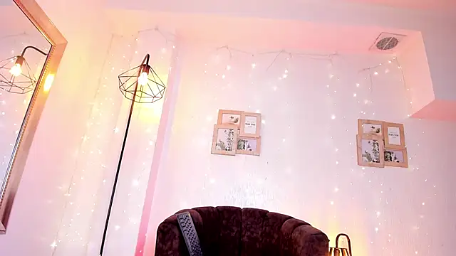 mystic carito online show from February 19, 2026, 8:28 pm