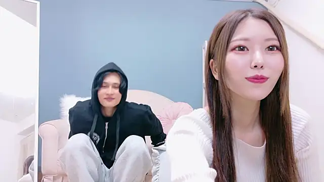 Snapshot of Reto-sama chatting on October 21, 2025, 2:49 pm Reto-sama online show from October 21, 2025, 2:49 pm