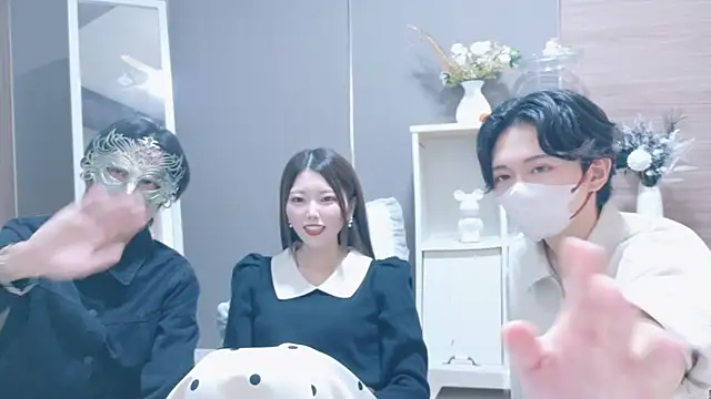 Snapshot of Reto-sama chatting on October 14, 2025, 1:12 pm Reto-sama online show from October 14, 2025, 1:12 pm