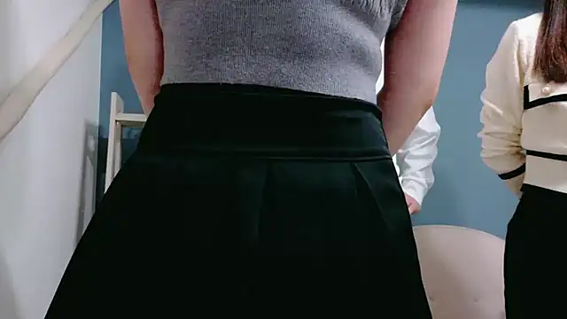 Snapshot of Reto-sama chatting on October 13, 2025, 12:51 pm Reto-sama online show from October 13, 2025, 12:51 pm